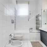 New Flat Beethoven * Roma