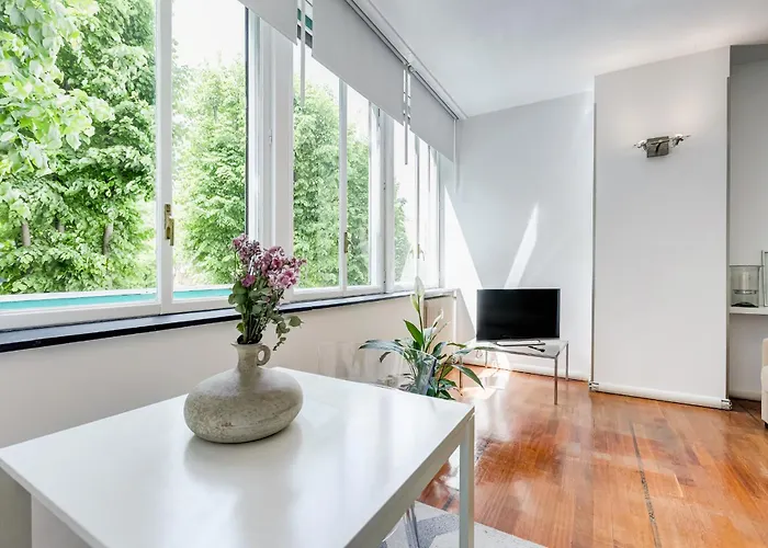 New Flat Beethoven * Rome